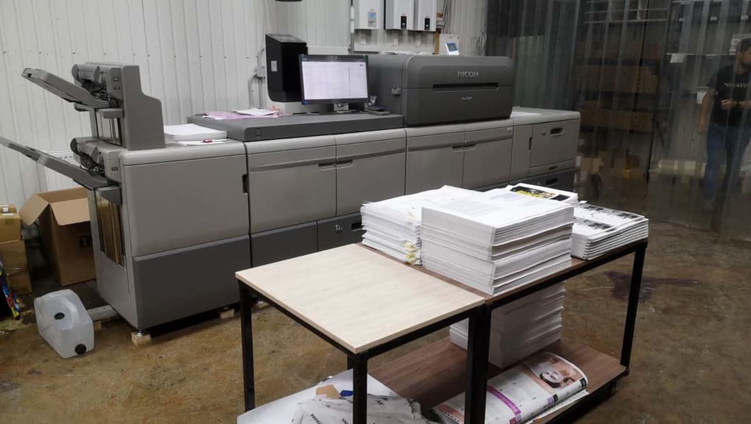 Різноробочий на друкарні