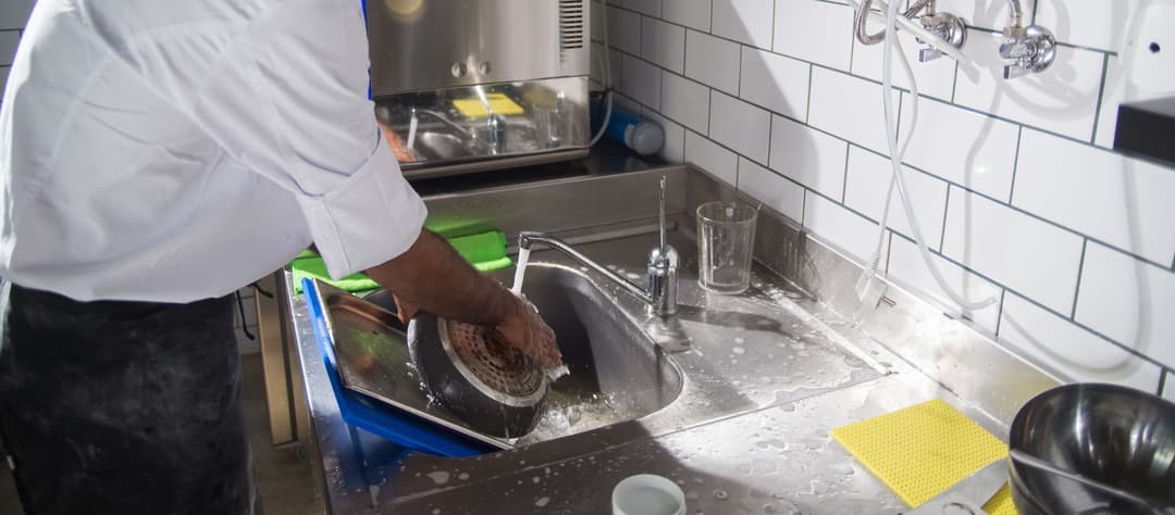 Kitchen Assistant / Dishwasher