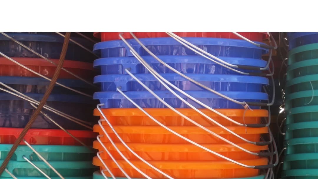 Пакувальник пластикових виробів