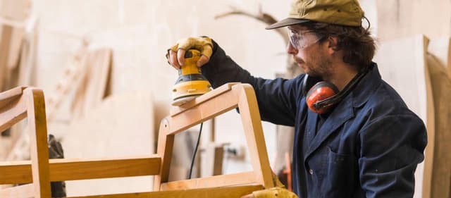 Оператор на виробництво меблів для IKEA